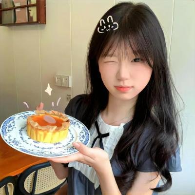 抽象画中的越南少女2